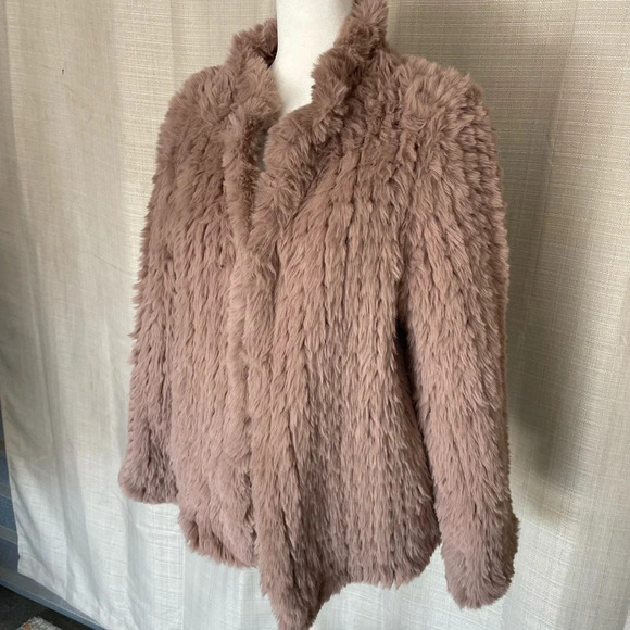 Women's Heartloom Aria Faux Fur Jacket - Sz. L - MSRP $219 - Picture 6 of 8